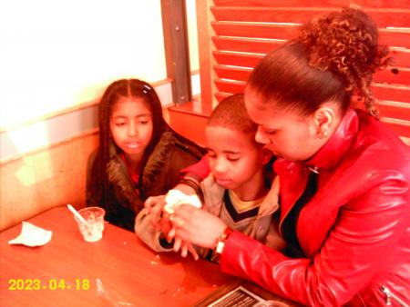 MOI ET MES COUSINS DJENNIFER ET SERGINHO EN 2004